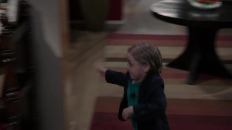 Кадры из сериала Американская семейка (2009)
